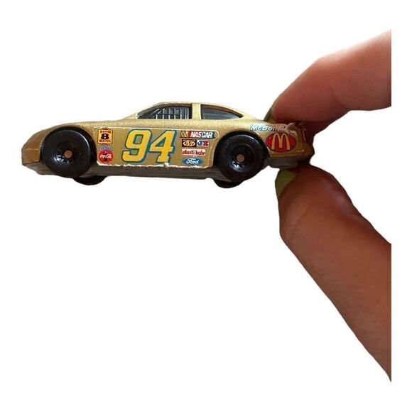 Vintage 1998 Hot Wheels McDonalds Race Cars - set of 3 - Picture 3 of 12